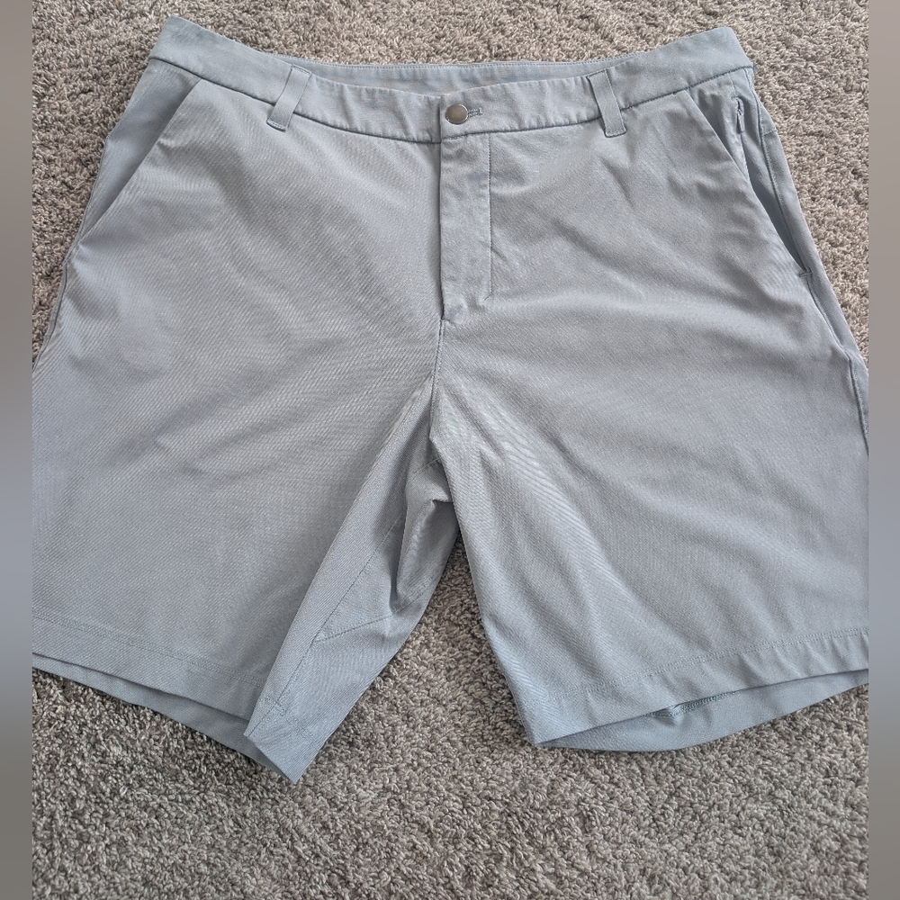 Lululemon Commission Shorts Men’s 36 Gray 9” Inseam Golf Casual
